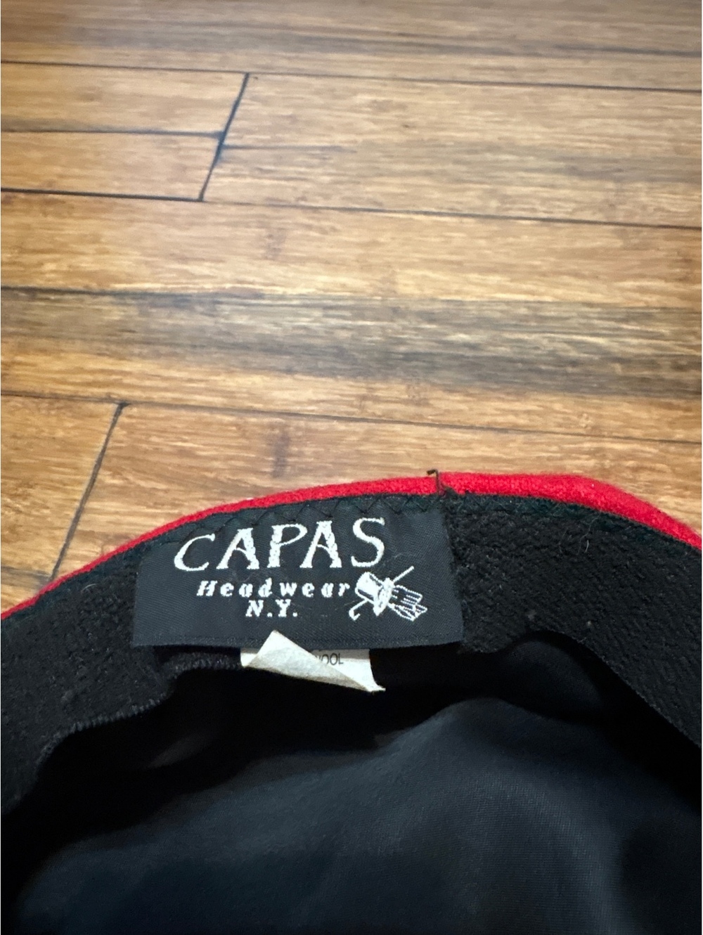 CAPAS Red Wool Cabbie Newsboy Hat Oversized One Size Fits All Hip Hop Rap - Picture 6 of 6